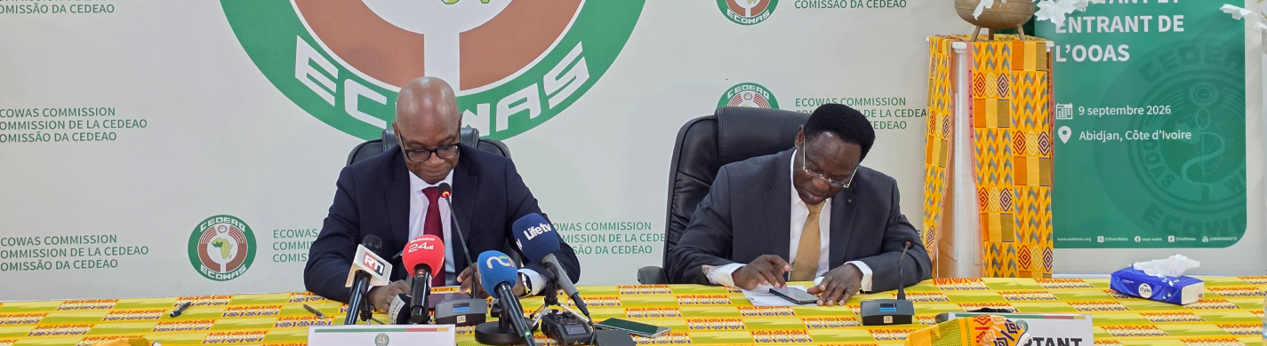 DG AISSI and DG PITCHE sign the official record of assumption of duty in Abidjan